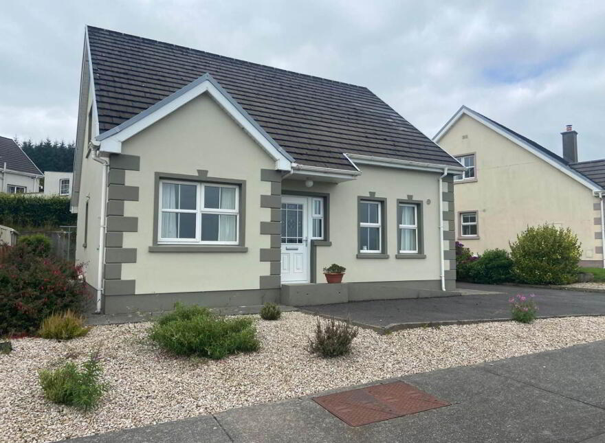 8 The Pines, Churchill, Letterkenny, F92DC67