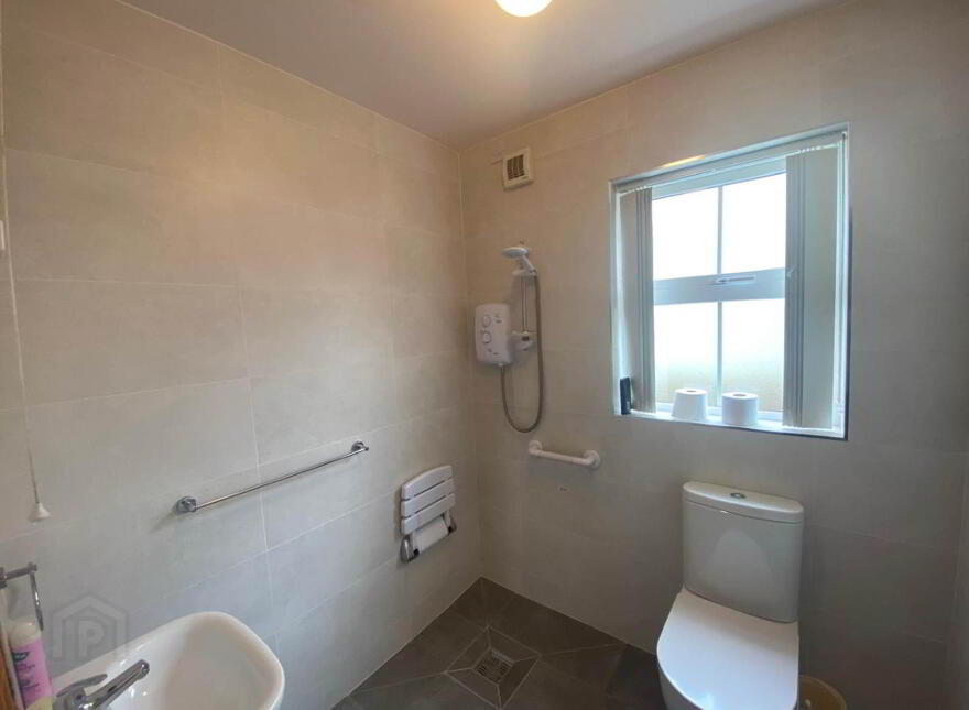 8 The Pines, Churchill, Letterkenny, F92DC67