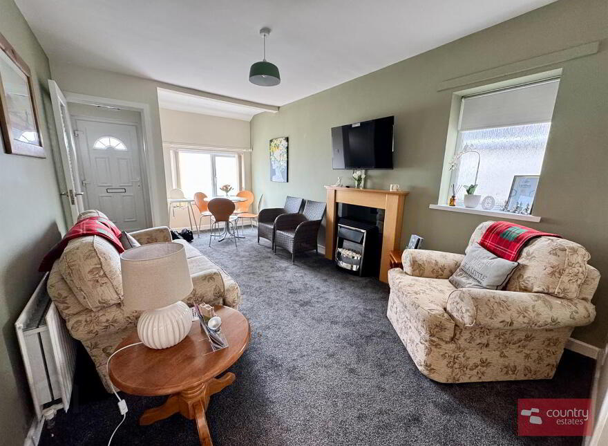 18 Coast Road, Larne, BT40 1UZ