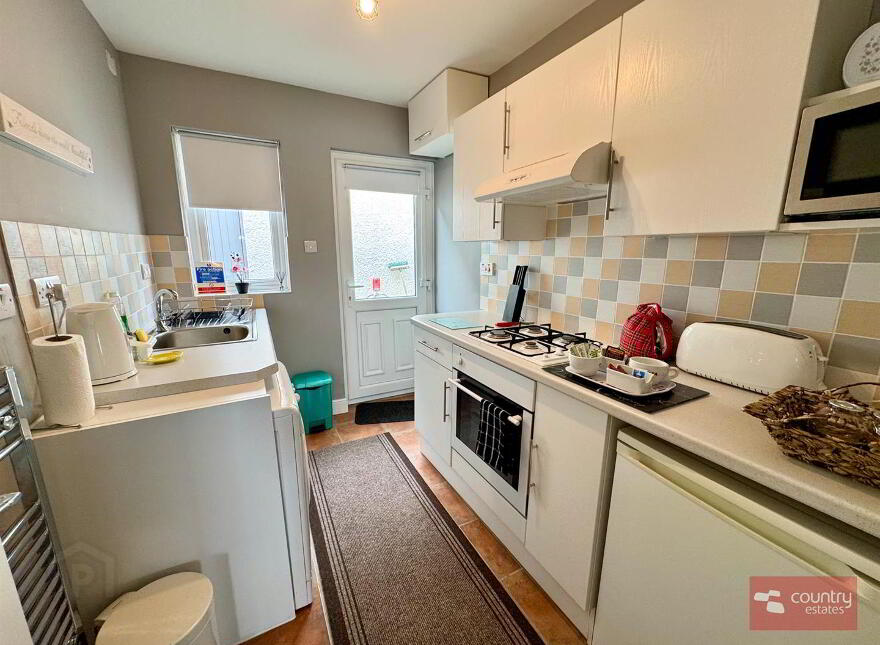 18 Coast Road, Larne, BT40 1UZ
