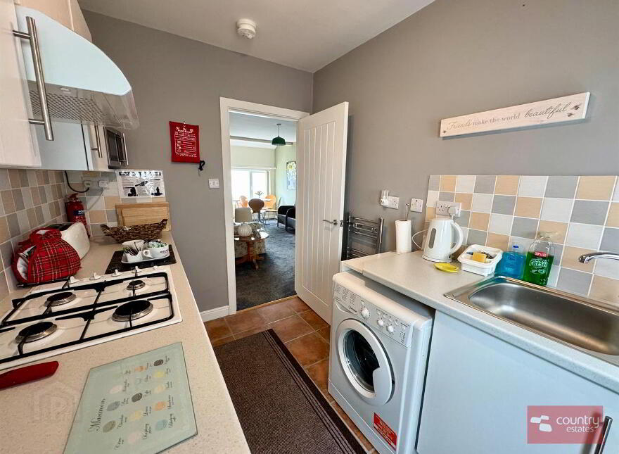 18 Coast Road, Larne, BT40 1UZ