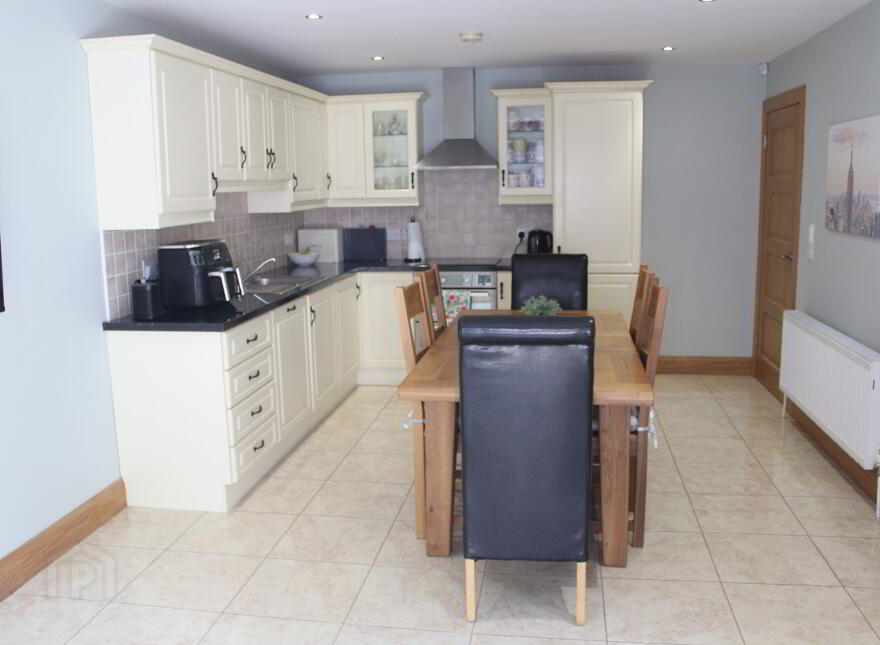 11b Rathfriland Road, Newry, BT34 1JN