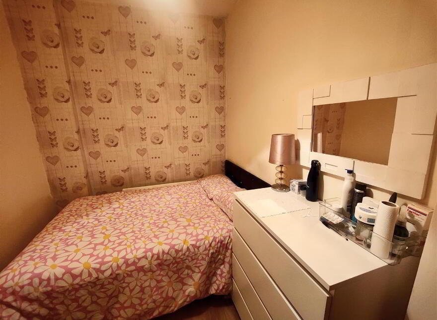 90 Duncairn Gardens, Belfast, BT15 2GJ