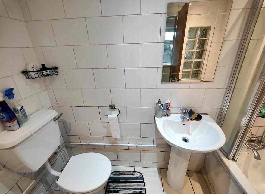 90 Duncairn Gardens, Belfast, BT15 2GJ