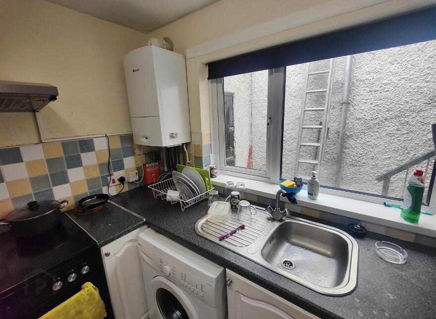 90 Duncairn Gardens, Belfast, BT15 2GJ