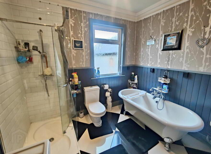 90 Duncairn Gardens, Belfast, BT15 2GJ