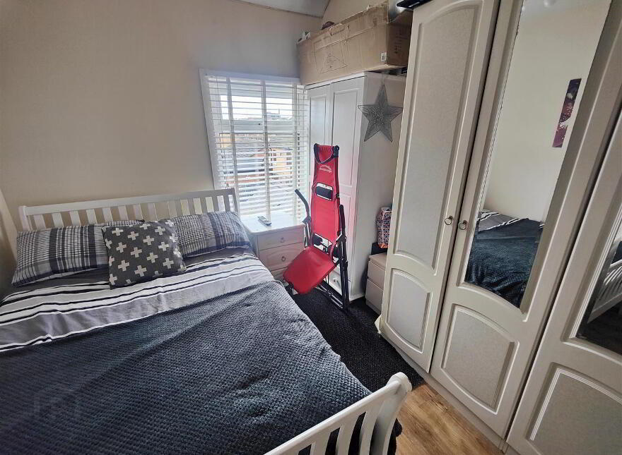 90 Duncairn Gardens, Belfast, BT15 2GJ