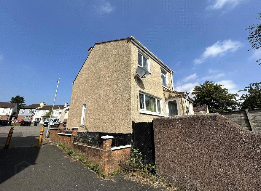 57 Laurelbank, Dunmurry, Belfast, BT17 0RR
