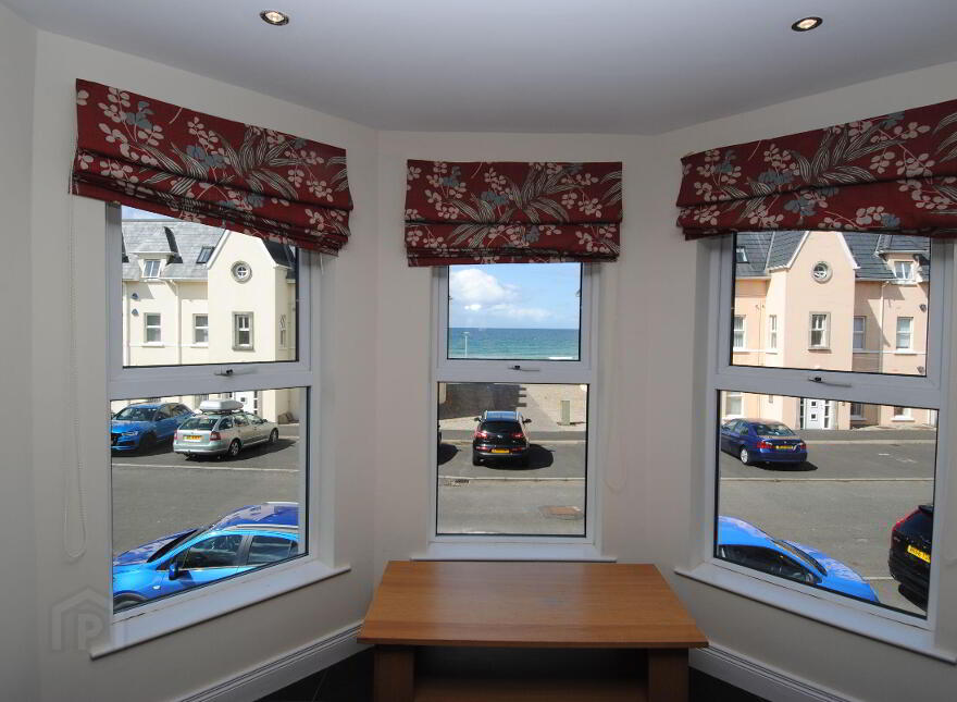 18 West Strand Avenue, Portrush, BT56 8FD