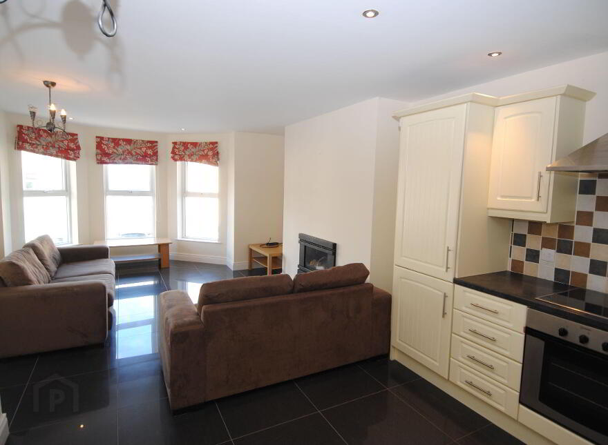 18 West Strand Avenue, Portrush, BT56 8FD