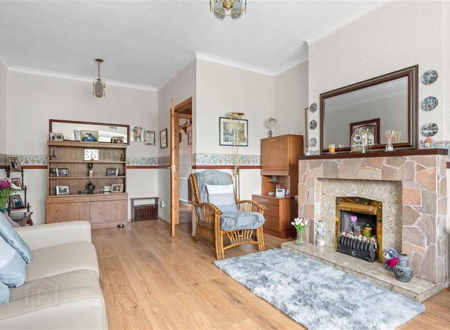 17 Ballyregan Road, Dundonald, BT16 1HY
