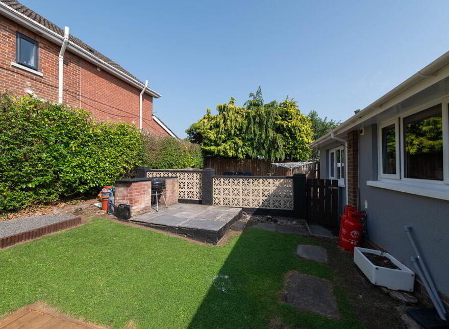2 Lenamore Gardens, Jordanstown, Newtownabbey, BT37 0PE