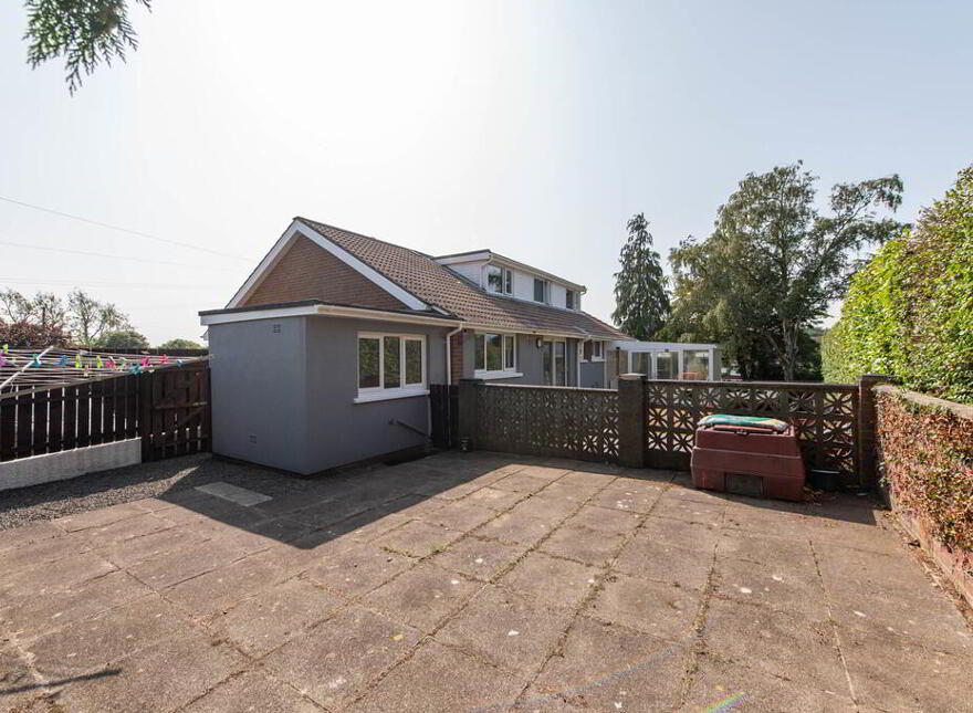 2 Lenamore Gardens, Jordanstown, Newtownabbey, BT37 0PE