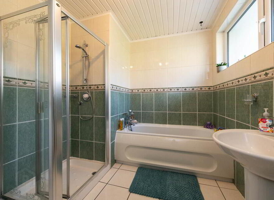2 Lenamore Gardens, Jordanstown, Newtownabbey, BT37 0PE