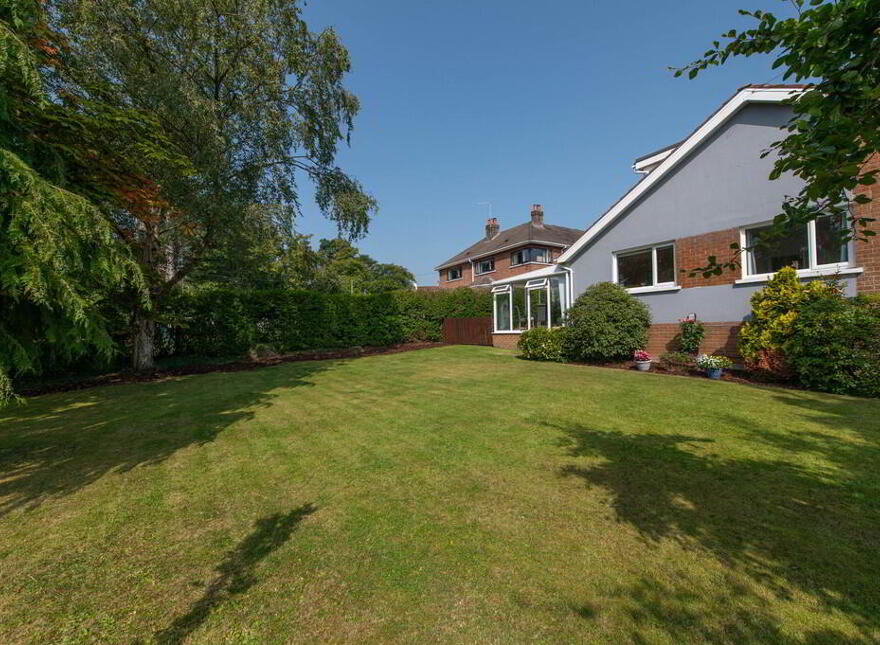 2 Lenamore Gardens, Jordanstown, Newtownabbey, BT37 0PE