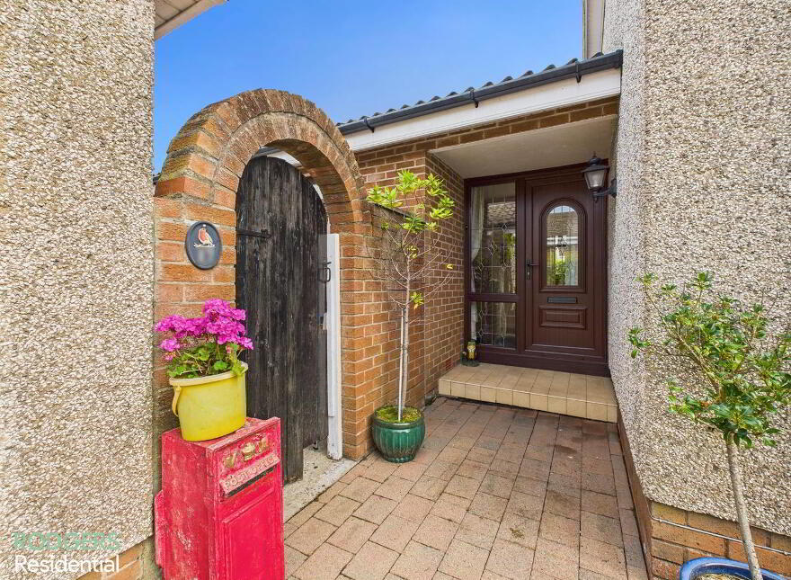 17 Carolsteen Avenue, Helen's Bay, BT19 1LJ