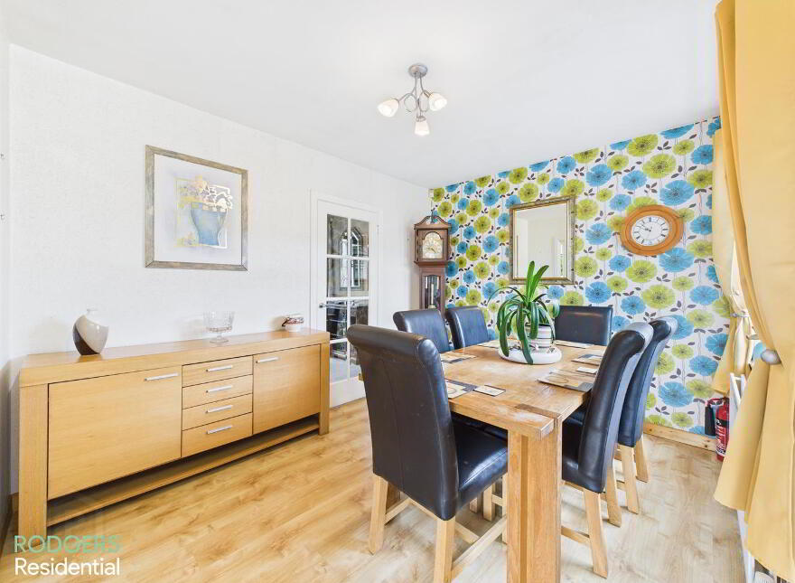 17 Carolsteen Avenue, Helen's Bay, BT19 1LJ
