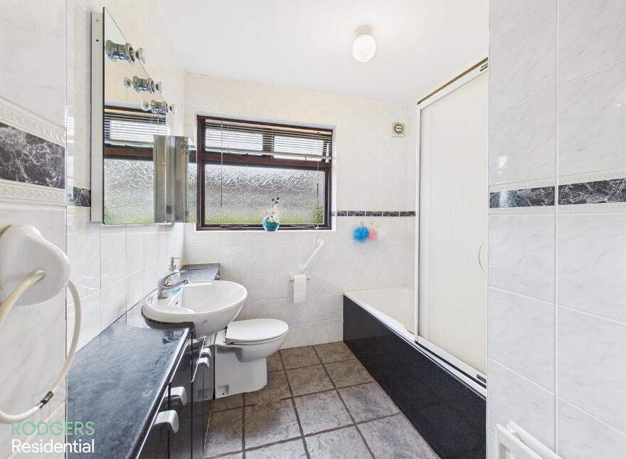 17 Carolsteen Avenue, Helen's Bay, BT19 1LJ