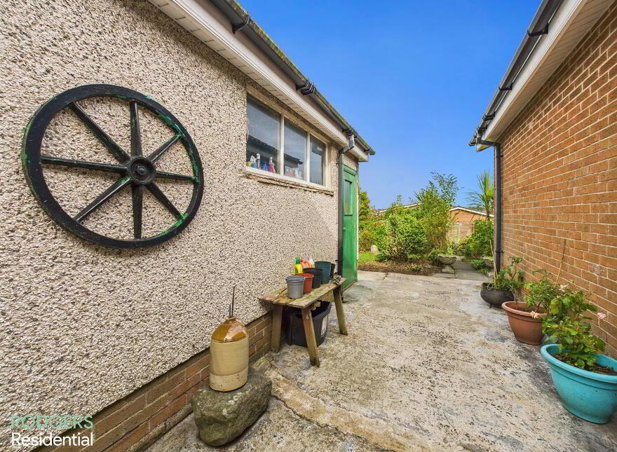 17 Carolsteen Avenue, Helen's Bay, BT19 1LJ