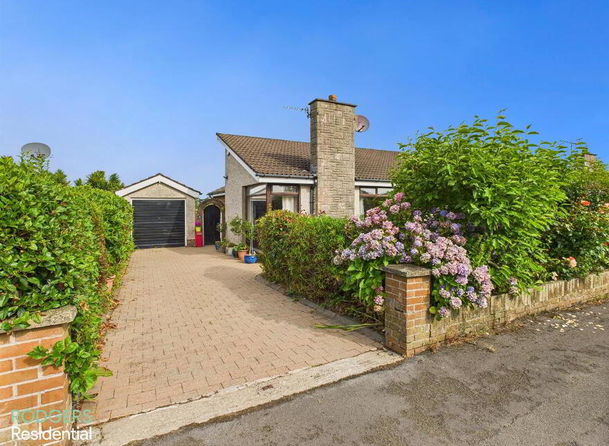 17 Carolsteen Avenue, Helen's Bay, BT19 1LJ