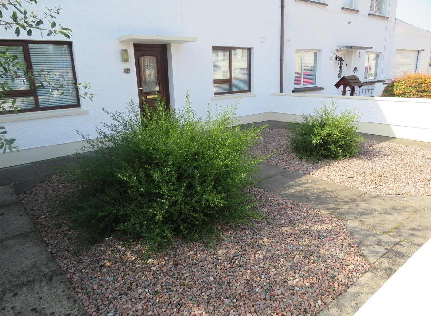 32 Larkfield Square, Lurgan