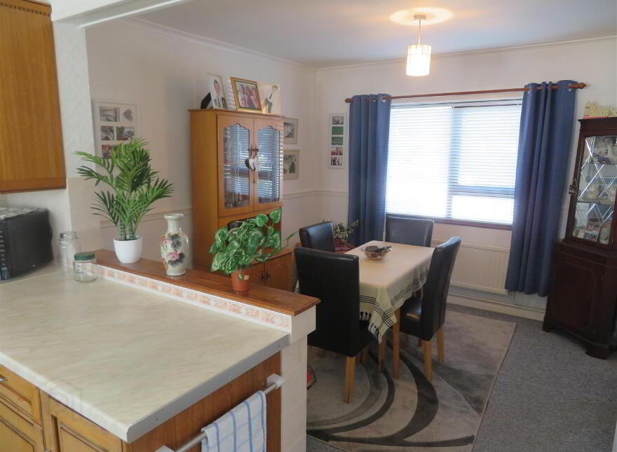 32 Larkfield Square, Lurgan
