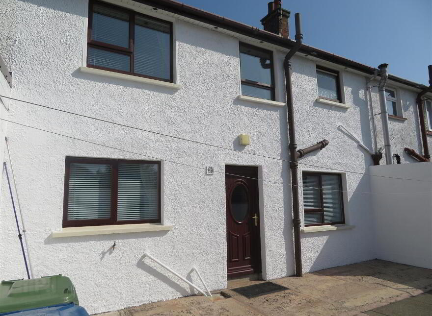32 Larkfield Square, Lurgan