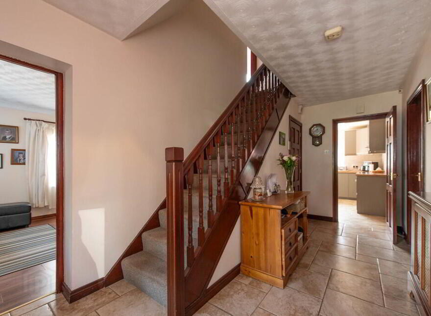 8 Farm Lodge Grove, Greenisland, Carrickfergus, BT38 8YD