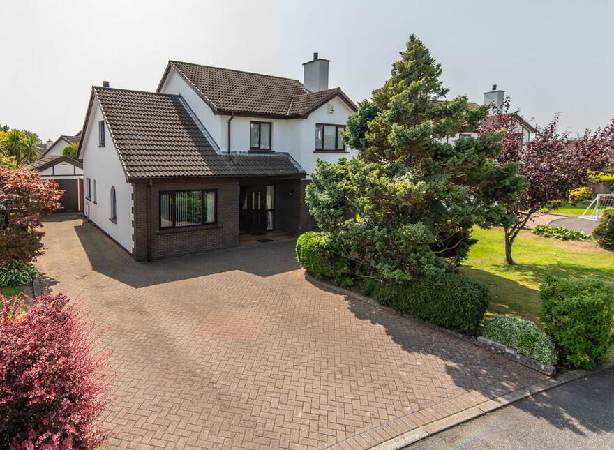 8 Farm Lodge Grove, Greenisland, Carrickfergus, BT38 8YD