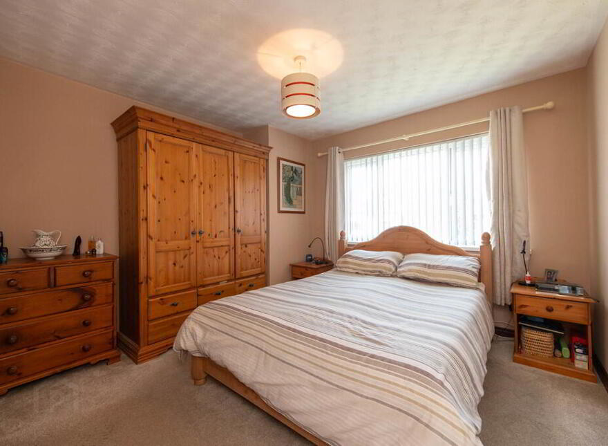 8 Farm Lodge Grove, Greenisland, Carrickfergus, BT38 8YD