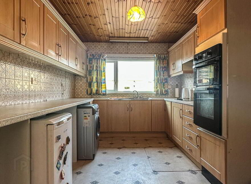 46 Bushmills Road, Coleraine, BT52 2BP