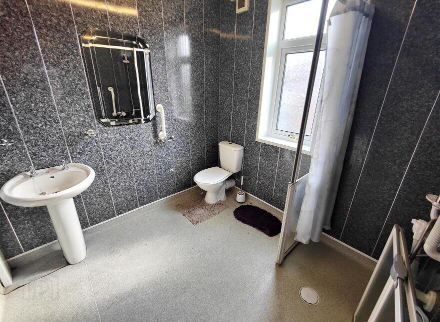 44 Lowwood Park, Belfast, BT15 4BD