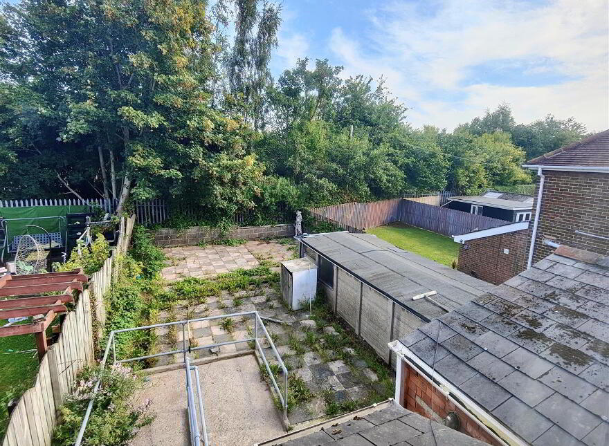 44 Lowwood Park, Belfast, BT15 4BD