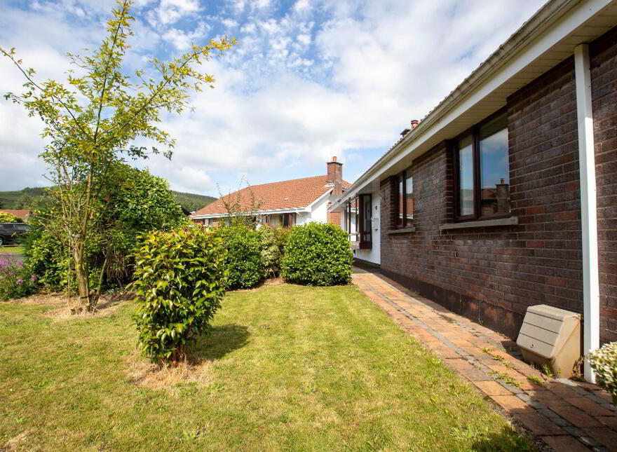 9 Tullybrannigan Brae, Newcastle, BT33 0DG