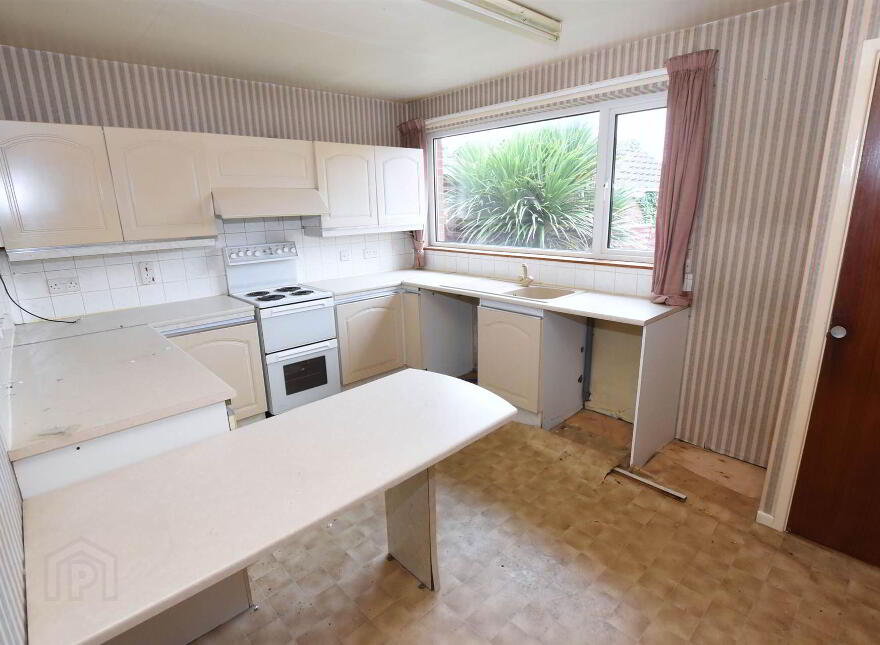 8 Silverbirch Crescent, Bangor, BT19 6EX