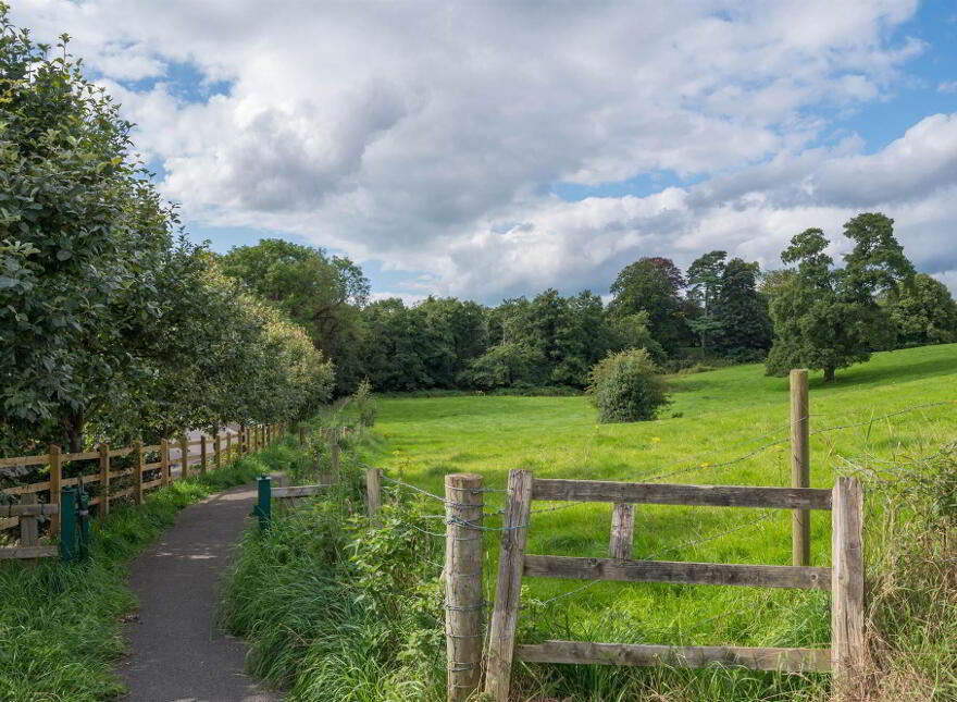 Apartment 2 64 Edenderry Village, Edenderry, Belfast, BT8 8LQ