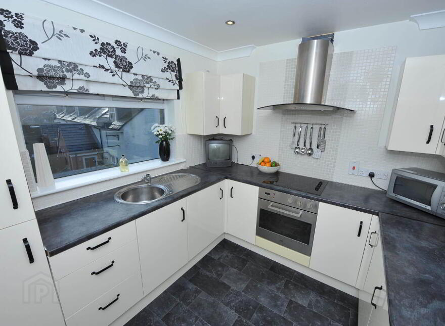 Apartment 2 64 Edenderry Village, Edenderry, Belfast, BT8 8LQ