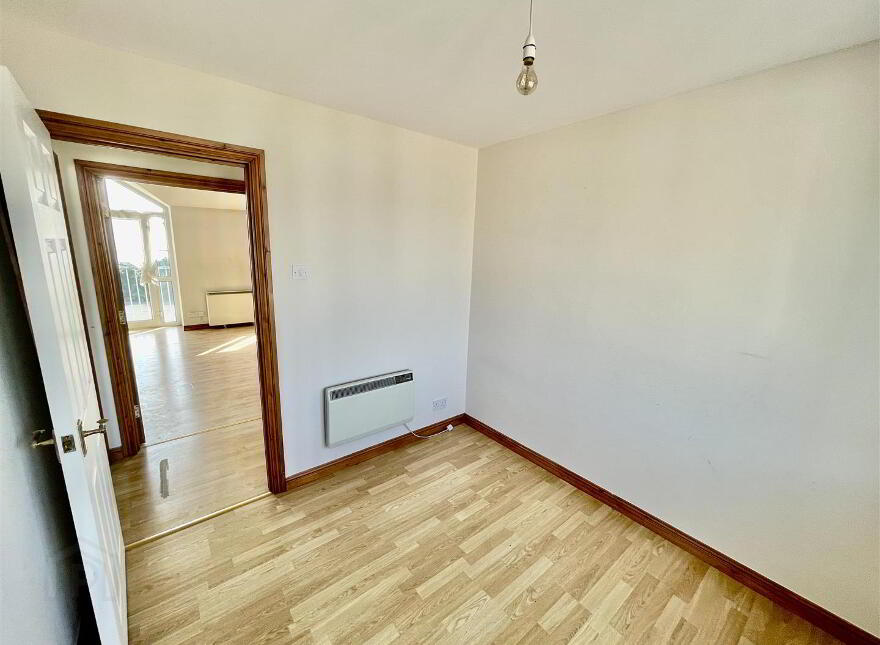 18 Dormans Court, Railway Street, Donaghadee, BT21 0JL