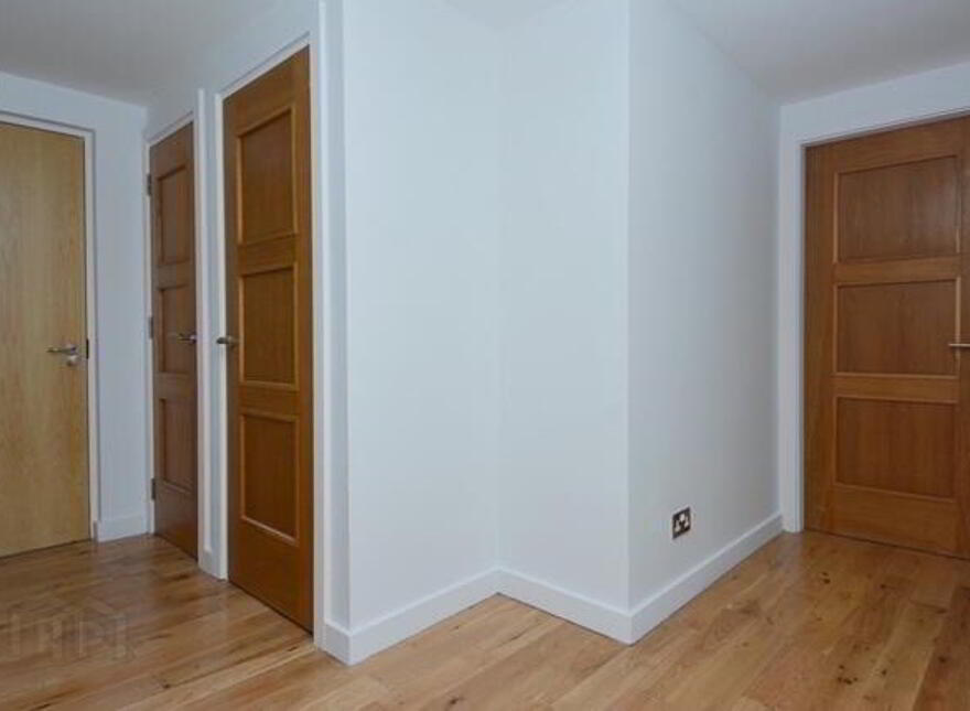 Park Royal, 841e Lisburn Road, Belfast, BT9 7GY