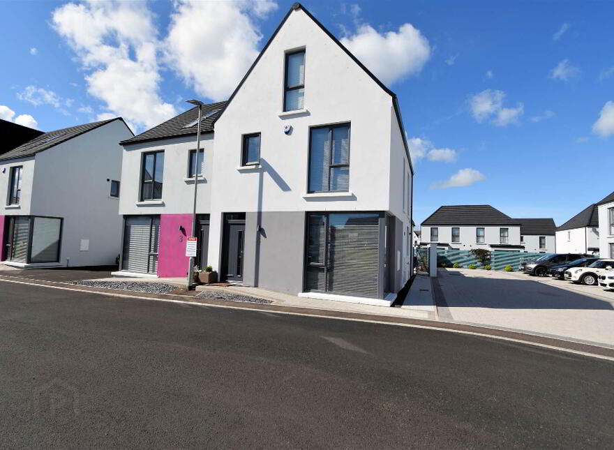 4 Hatheran Square, Portstewart, BT55 7UL