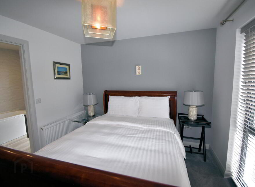 4 Hatheran Square, Portstewart, BT55 7UL