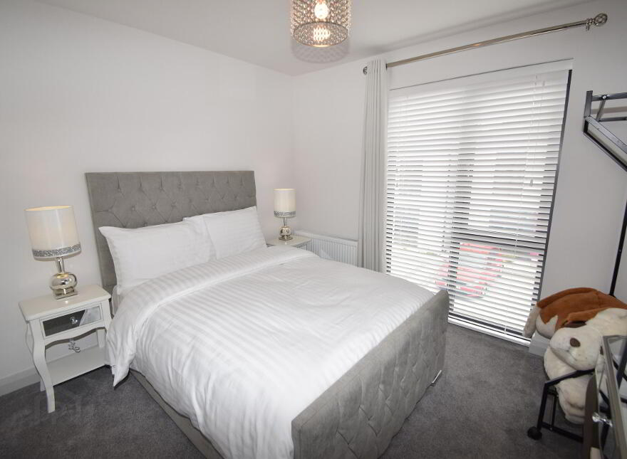 4 Hatheran Square, Portstewart, BT55 7UL