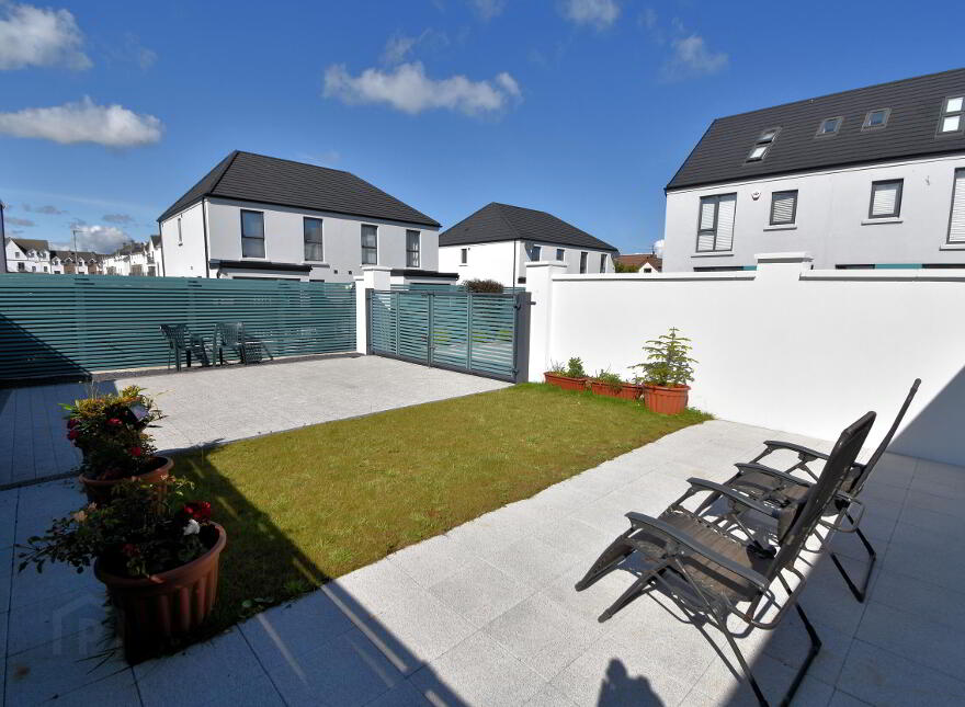 4 Hatheran Square, Portstewart, BT55 7UL