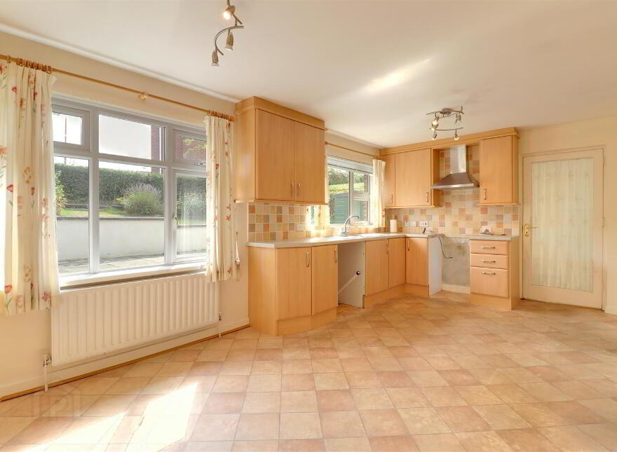 65 Strangford Heights, Newtownards, BT23 8ND