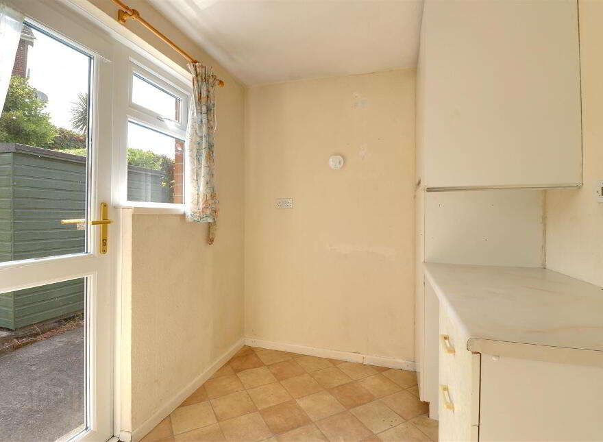 65 Strangford Heights, Newtownards, BT23 8ND