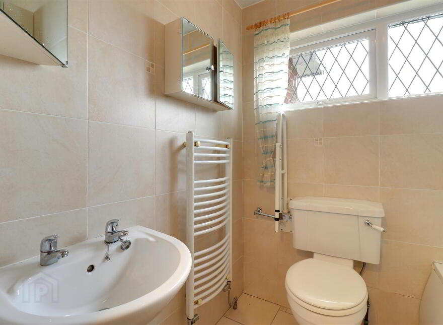 65 Strangford Heights, Newtownards, BT23 8ND