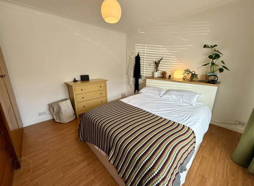 32 Moyne Park, Gilnahirk, Belfast, BT5 7QT