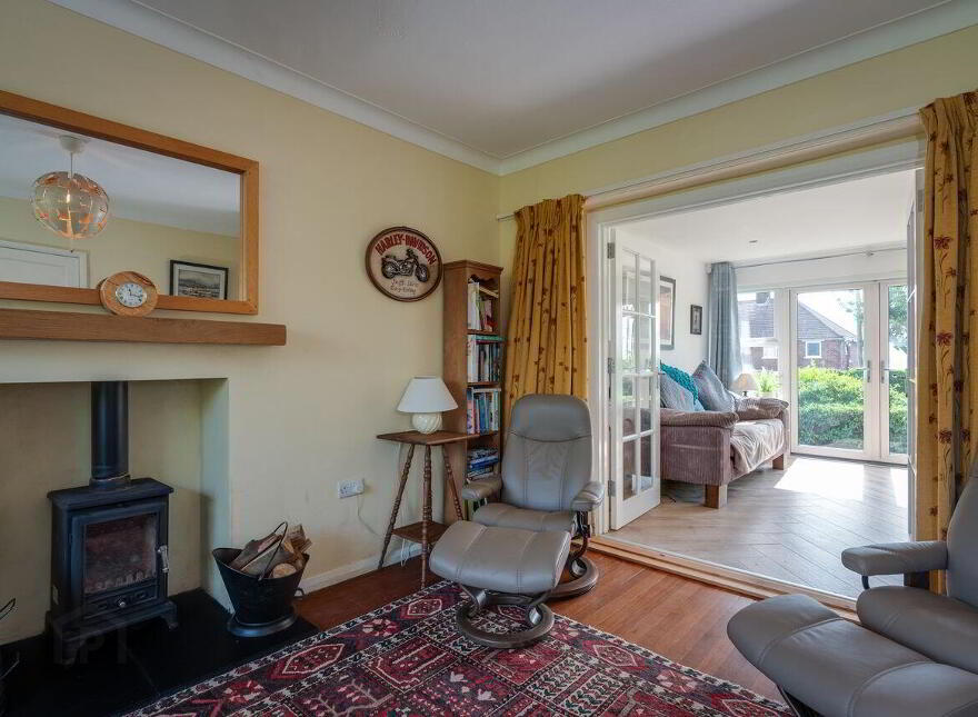 23 Larne Road, Carrickfergus, BT38 7EE