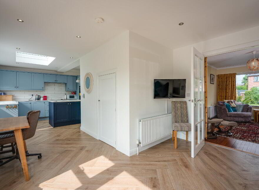 23 Larne Road, Carrickfergus, BT38 7EE