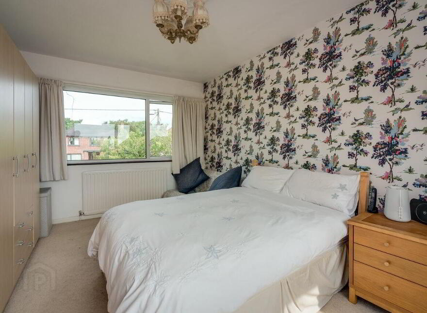 23 Larne Road, Carrickfergus, BT38 7EE
